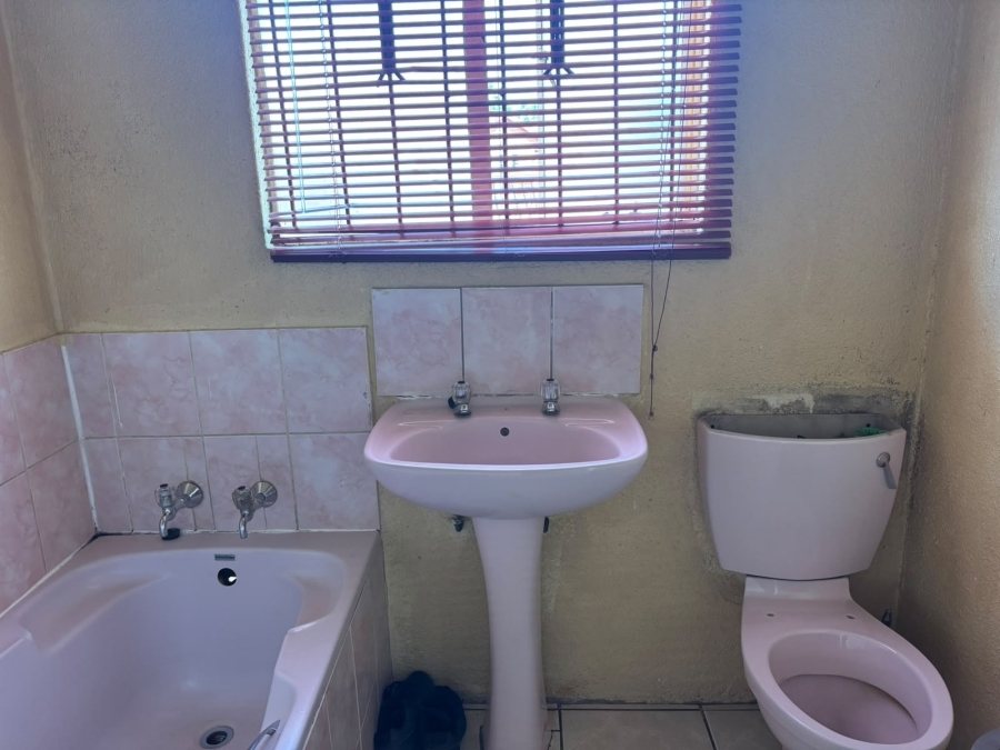 3 Bedroom Property for Sale in Tlhabane West North West